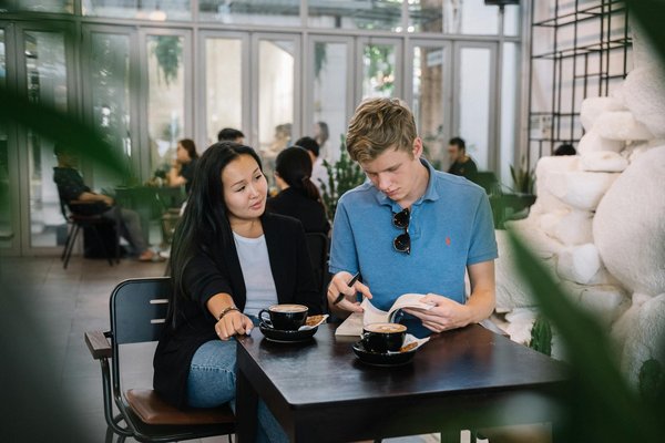 Revolutionierung der Lieferkette: Wie Blockchain und KI gemeinsam für mehr Transparenz sorgen